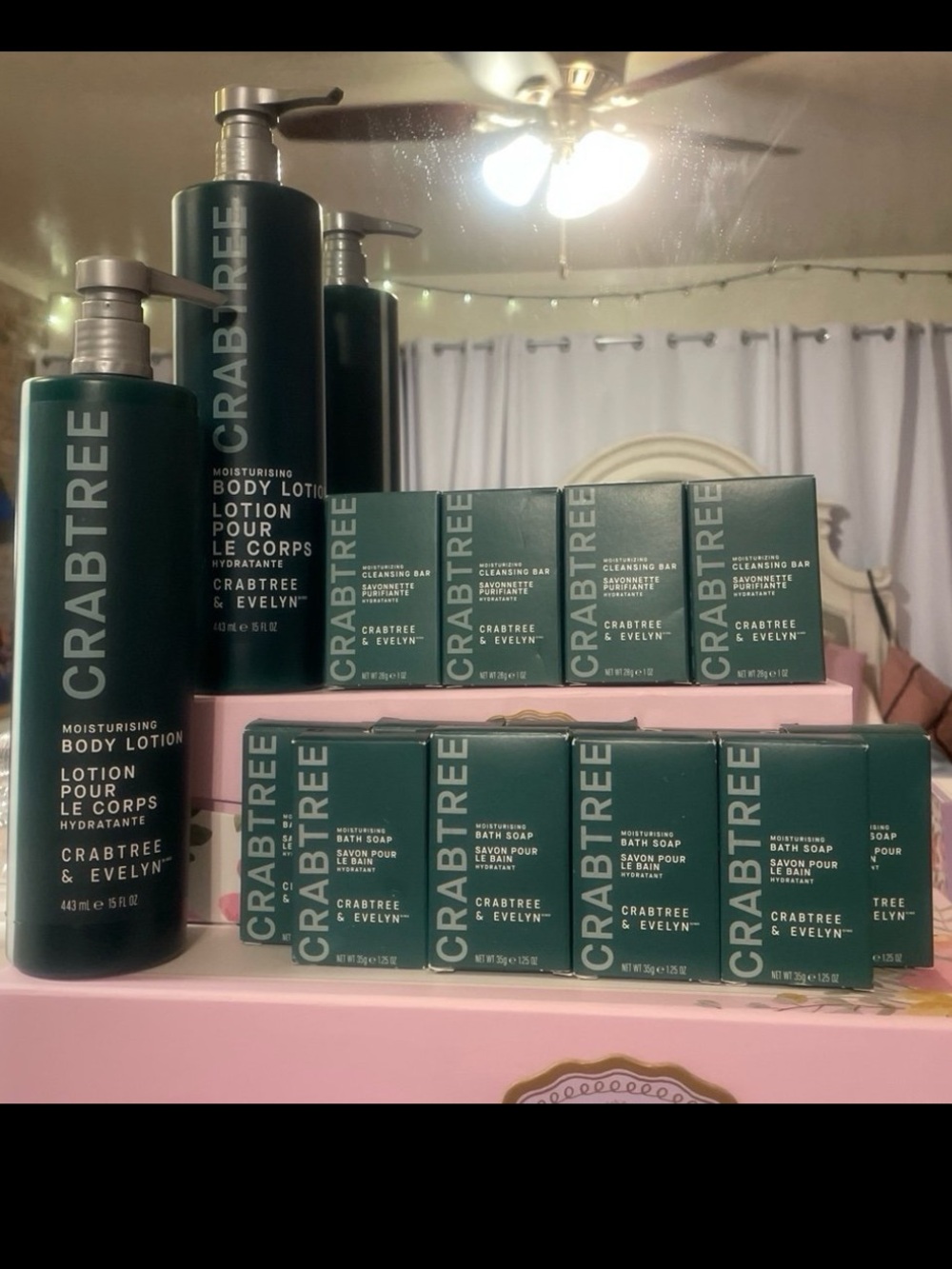 19 piece set! Crabtree & Evelyn Moisturising Body Lotion and Bath Soap Set